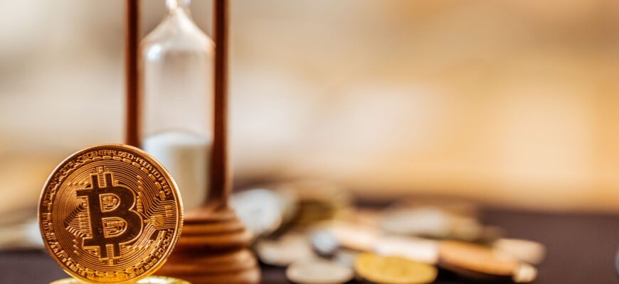 bitcoin, finance, exchange, money, coin, currency, business, digital, crypto, financial, trade, investment, economy, cash, concept, gold, banking, bank, market, payment, internet, symbol, commerce, electronic, money, crypto, crypto, crypto, crypto, crypto